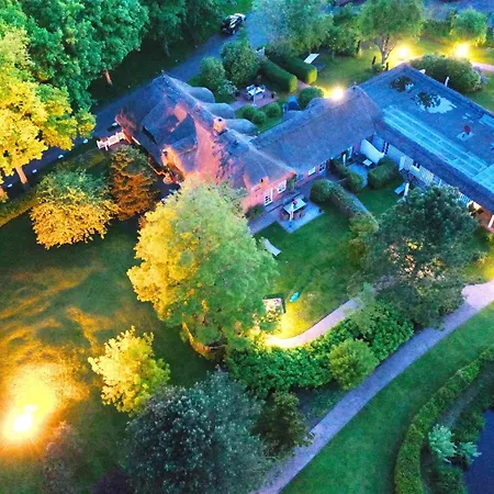 Sky & Homes Wattlaeufer I Nordsee-auszeit Im Reetdachanwesen Mit Parkgarten 아파트